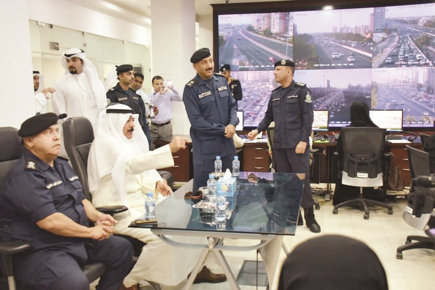 u0627u0644u0648u0632u064au0631 u0627u0644u062eu0627u0644u062f u064au062au0627u0628u0639 u0627u0644u0648u0636u0639 u0627u0644u0645u064au062fu0627u0646u064a u0645u0646 u063au0631u0641u0629 u0627u0644u062au062du0643u0645