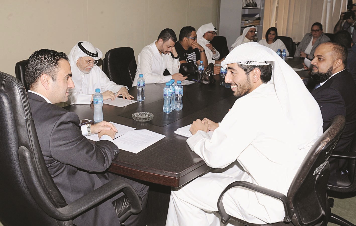 u062cu0627u0646u0628 u0645u0646 u0639u0645u0648u0645u064au0629 u00abu064au0648u0628u0627u0643u00bb (u062au0635u0648u064au0631 u0643u0631u0645 u0630u064au0627u0628)