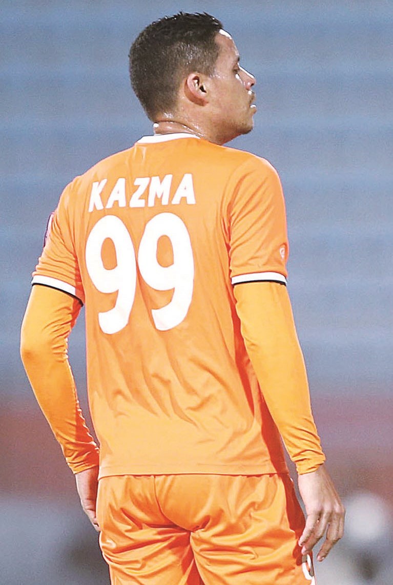 u0628u0627u062au0631u064au0643 u0641u0627u0628u064au0627u0646u0648 u0644u0627u0639u0628 u0643u0627u0638u0645u0629 u062au062eu0644u0649 u0639u0646 u0627u0644u0631u0642u0645 99 (u0627u0644u0623u0632u0631u0642 u062fu0648u062a u0643u0648u0645)