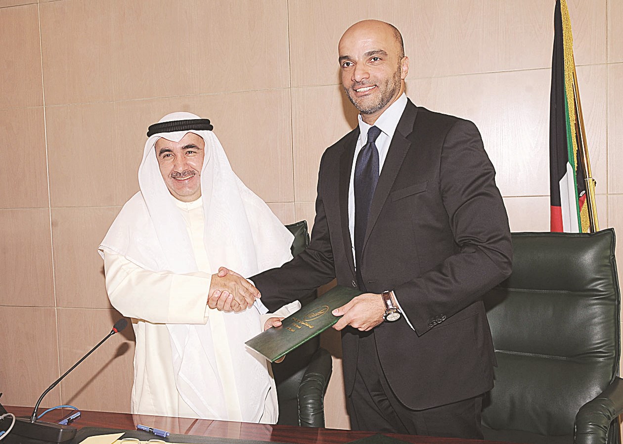 u0627u0644u062du0633u0627u0648u064a u0648u0627u0644u0632u0647u064au0631 u064au062au0628u0627u062fu0644u0627u0646 u0648u062bu0627u0626u0642 u0627u0644u0627u062au0641u0627u0642u064au0629