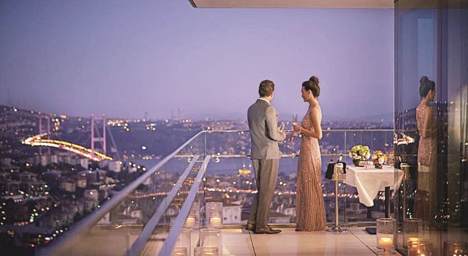 إطلالة بانورامية من إحدى شرفات «رافليس»