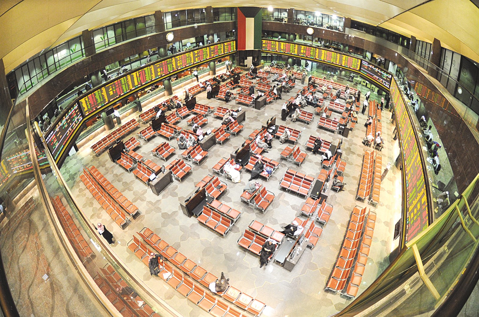 u0646u0634u0627u0637 u0645u0644u062du0648u0638 (u062au0635u0648u064au0631 u0637u0627u0631u0642 u0639u0632u0627u0644u062fu064au0646)