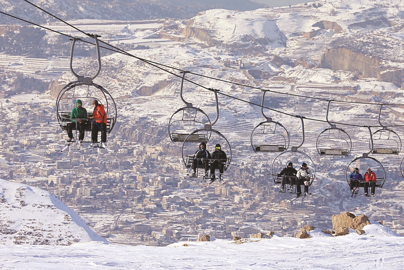 u0645u062au0632u0644u062cu0648u0646 u064au0635u0639u062fu0648u0646 u0628u0627u0644u0640 u00abu062au064au0644u064au0633u064au0627u062cu00bb u0627u0644u0649 u0627u062du062f u0627u0644u062cu0628u0627u0644 u0641u064a u0645u0646u0637u0642u0629 u0643u0641u0631 u0630u0628u064au0627u0646 u0627u0644u0644u0628u0646u0627u0646u064au0629 u0644u0645u0645u0627u0631u0633u0629 u0631u064au0627u0636u0629 u0627u0644u062au0632u0644u0651u062c (u0631u0648u064au062au0631u0632)