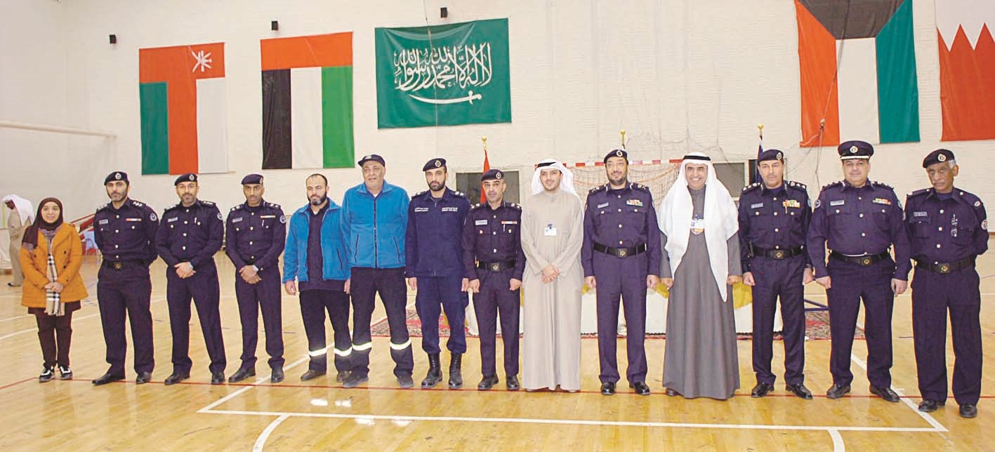 u0642u064au0627u062fu064au0648 u00abu0627u0644u0625u0637u0641u0627u0621u00bb u0648u00bbu0627u0644u062au0637u0628u064au0642u064au00bb u0641u064a u0635u0648u0631u0629 u062cu0645u0627u0639u064au0629 u0628u0639u062f u0625u0639u0644u0627u0646 u0627u0644u0646u062au0627u0626u062cb(u062au0635u0648u064au0631 u0643u0631u0645 u0630u064au0627u0628)