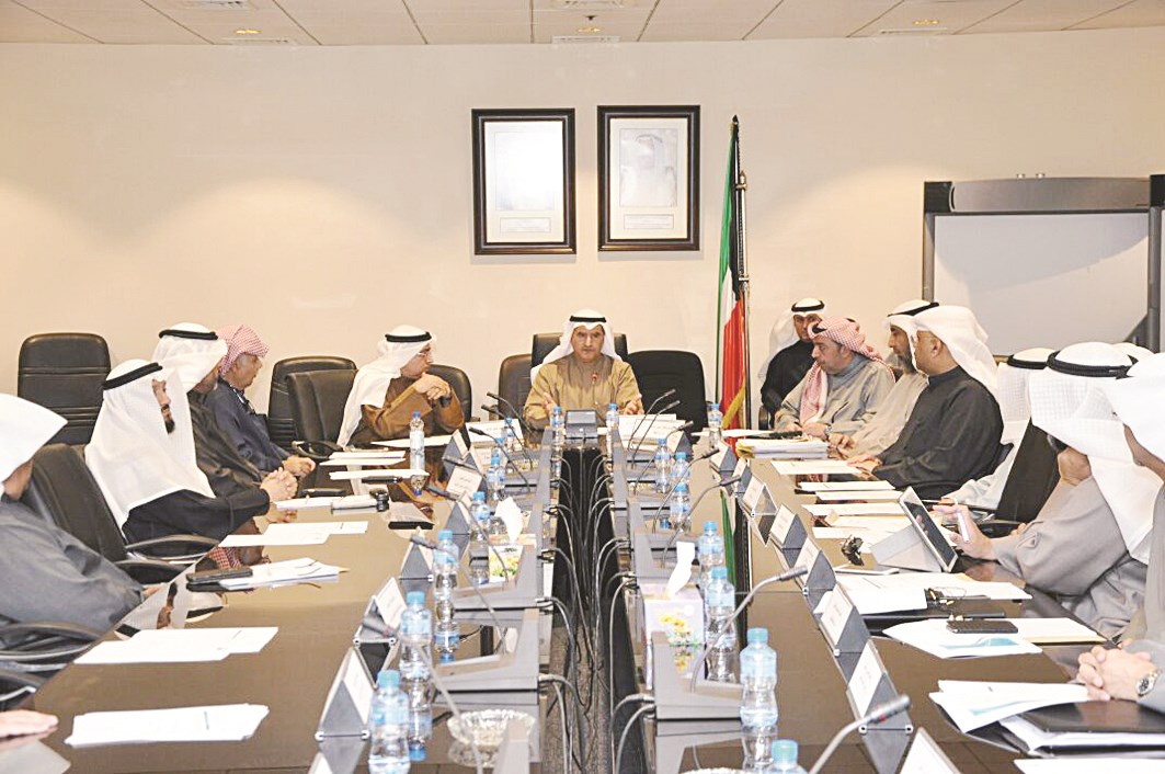 u062cu0627u0646u0628 u0645u0646 u0627u062cu062au0645u0627u0639 u0627u0644u0644u062cu0646u0629