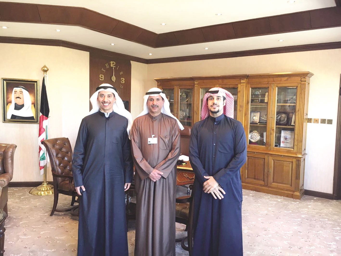 u0627u0644u0623u062bu0631u064a u0645u0639 u0648u0641u062f u0627u0644u0627u062au062du0627u062f