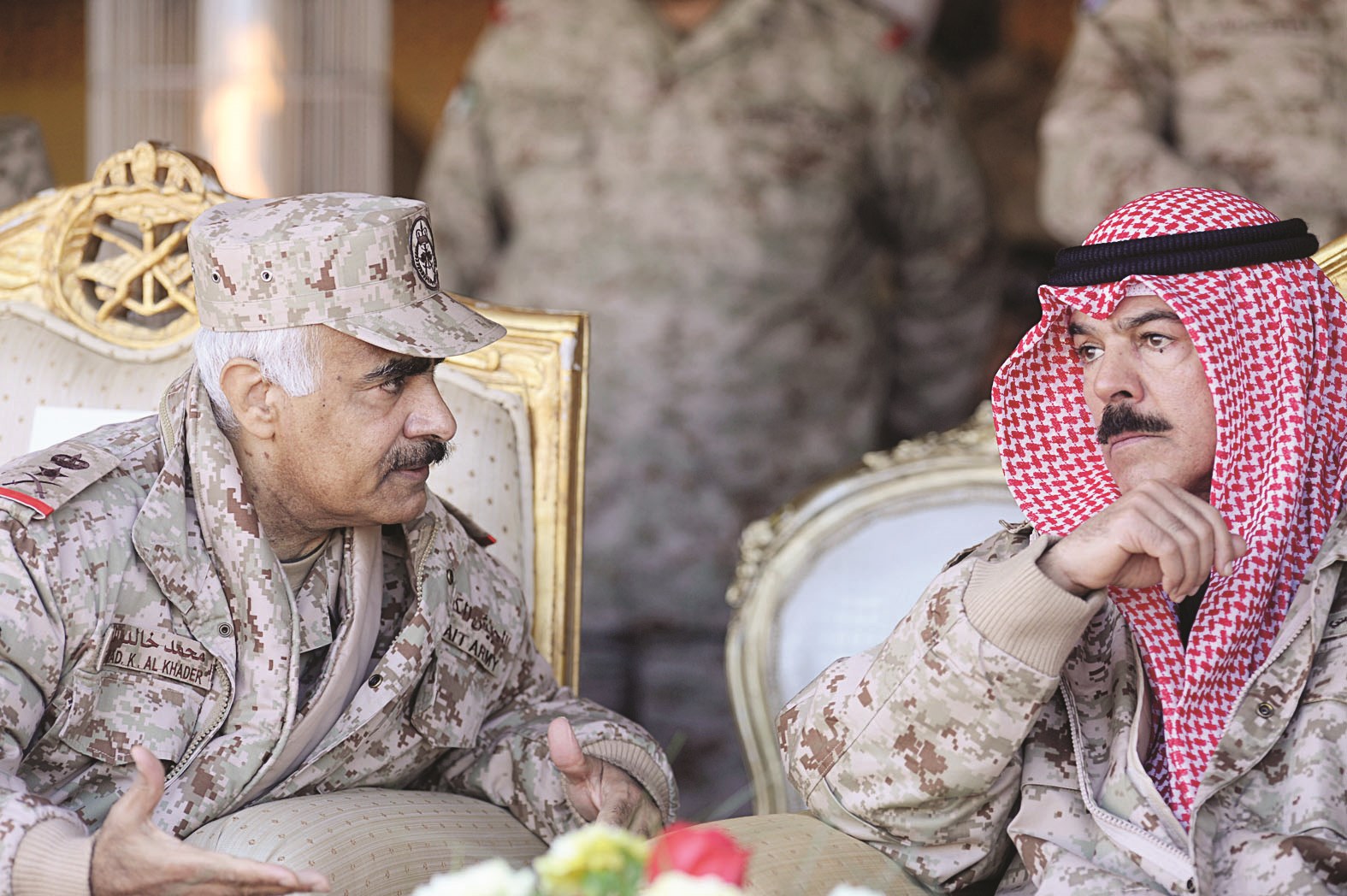 الخضر يشرح للوزير الخالد تفاصيل التمرين