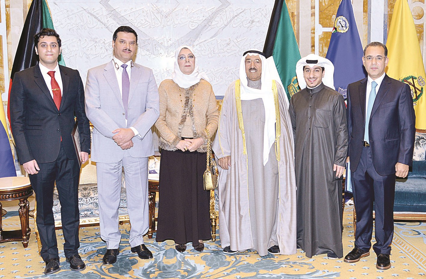 u0633u0645u0648 u0627u0644u0623u0645u064au0631 u0645u062au0648u0633u0637u0627u064b u0627u0644u062du0631u0628u064a u0648u0627u0644u0623u0637u0628u0627u0621 u0627u0644u0639u0628u064au062f u0648u0641u0648u0632u064au0629 u0627u0644u0643u0646u062fu0631u064a u0648u0623u0628u0648u0627u0644u062du0633u0646 u0648u0627u0644u0643u0646u062fu0631u064a