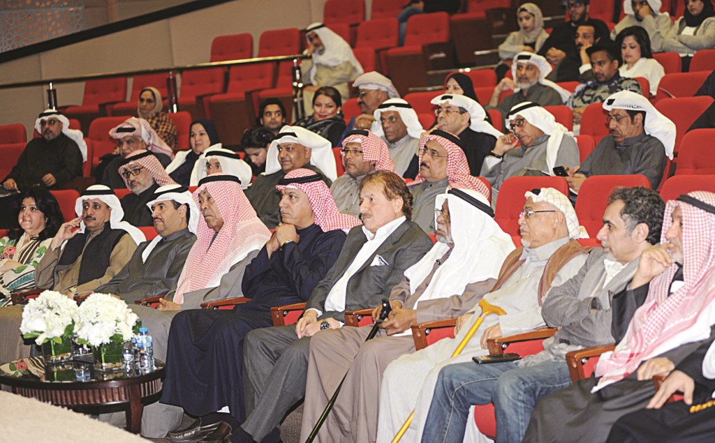 اليوحة والفرج والخليفة والمنصور متقدمين الحضور