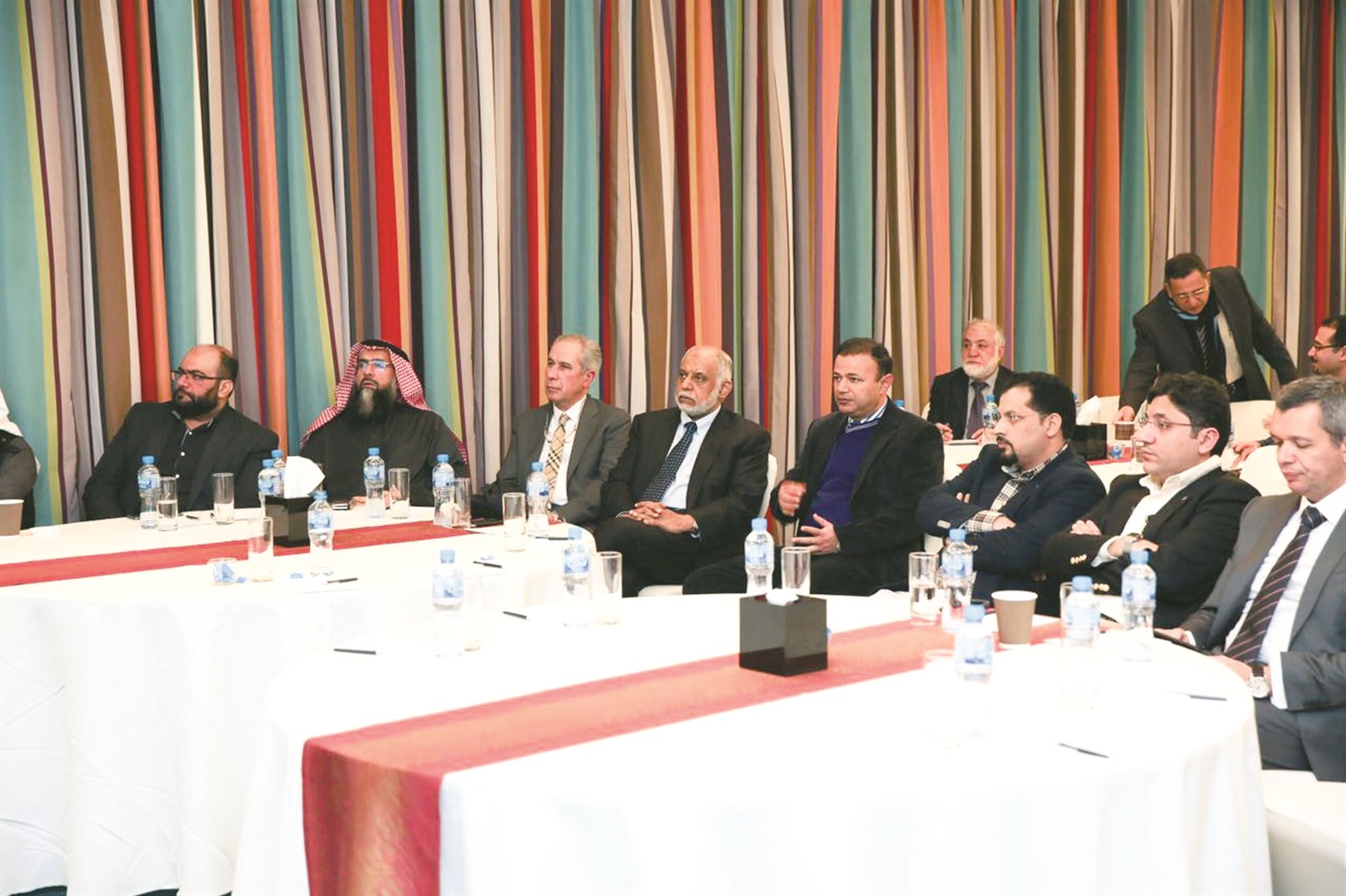 u0627u0644u062cu0627u0631u0627u0644u0644u0647 u0645u062au0648u0633u0637u0627u064b u0627u0644u062du0636u0648u0631 u062eu0644u0627u0644 u0627u0644u0645u062du0627u0636u0631u0629