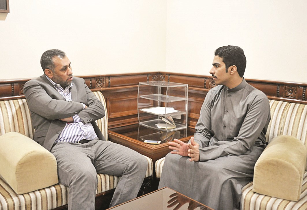 ... ومتحدثاً للزميل عمر العلاس