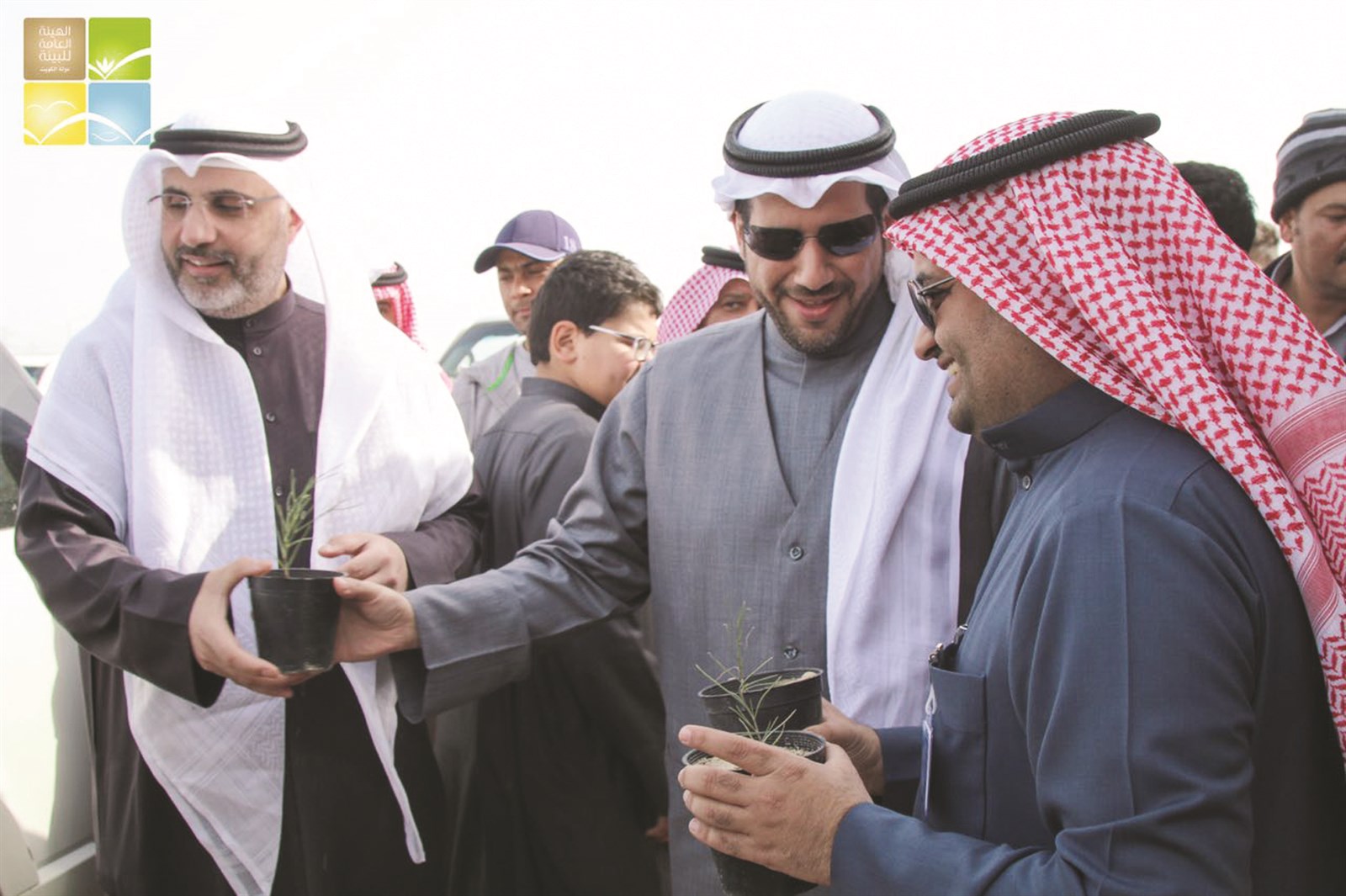 u0627u0644u0623u062du0645u062f u062eu0644u0627u0644 u062au0648u0632u064au0639 u0627u0644u0634u062au0644u0627u062a u0639u0644u0649 u0631u0648u0627u062f u0628u0631 u0627u0644u0646u0648u064au0635u064au0628 (u062au0635u0648u064au0631 u0646u0648u0631 u0647u0646u062fu0627u0648u064a)