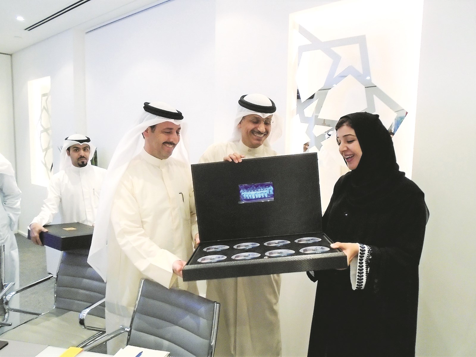 u0631u064au0645 u0627u0644u0647u0627u0634u0645u064a u062au062au0633u0644u0645 u0647u062fu064au0629 u062au0630u0643u0627u0631u064au0629