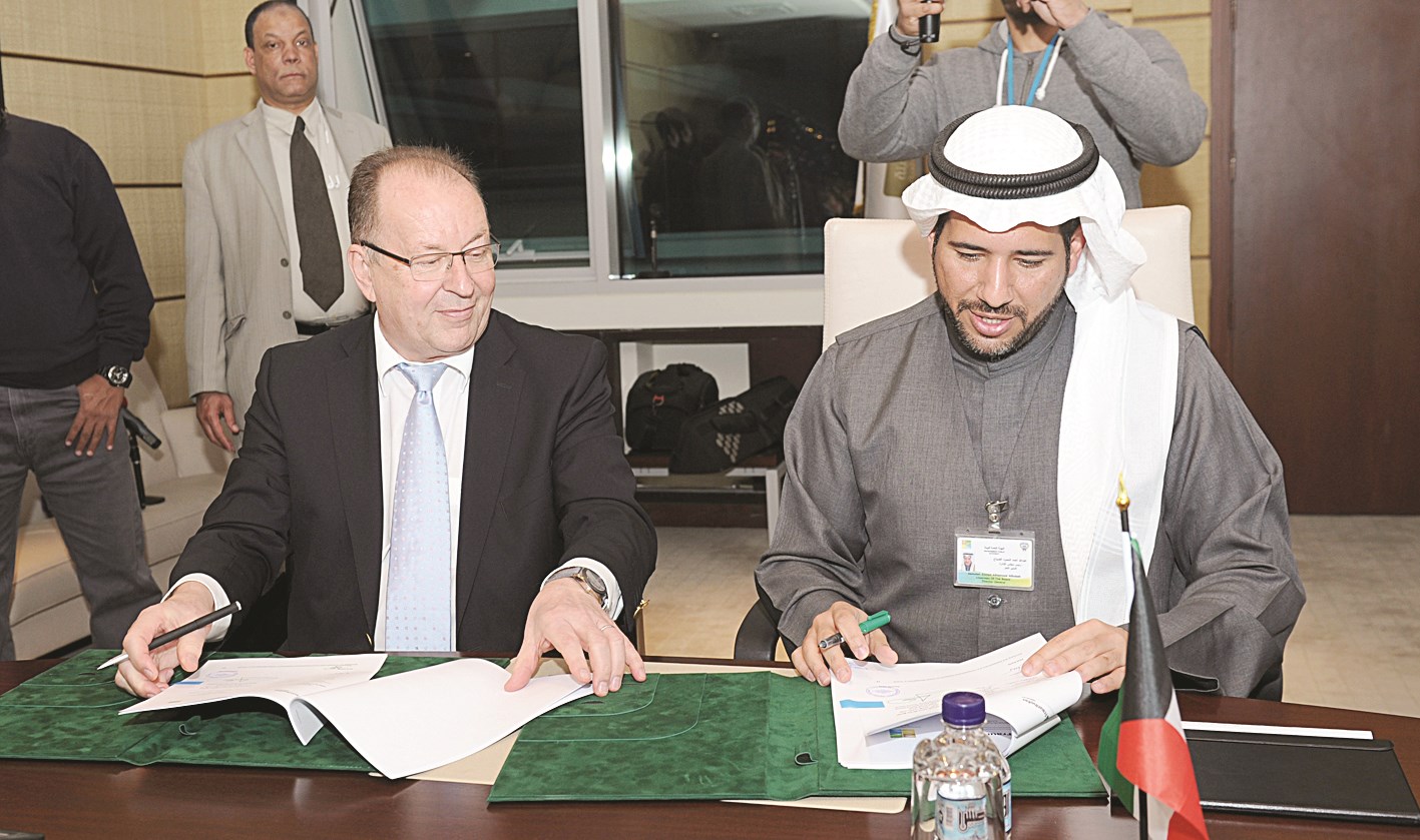 u0627u0644u0623u062du0645u062f u0648u0647u0648u0631u0646u0646u062c u062eu0644u0627u0644 u062au0648u0642u064au0639 u0627u0644u0627u062au0641u0627u0642u064au0629 (u062au0635u0648u064au0631 u0633u0639u0648u062f u0633u0627u0644u0645)