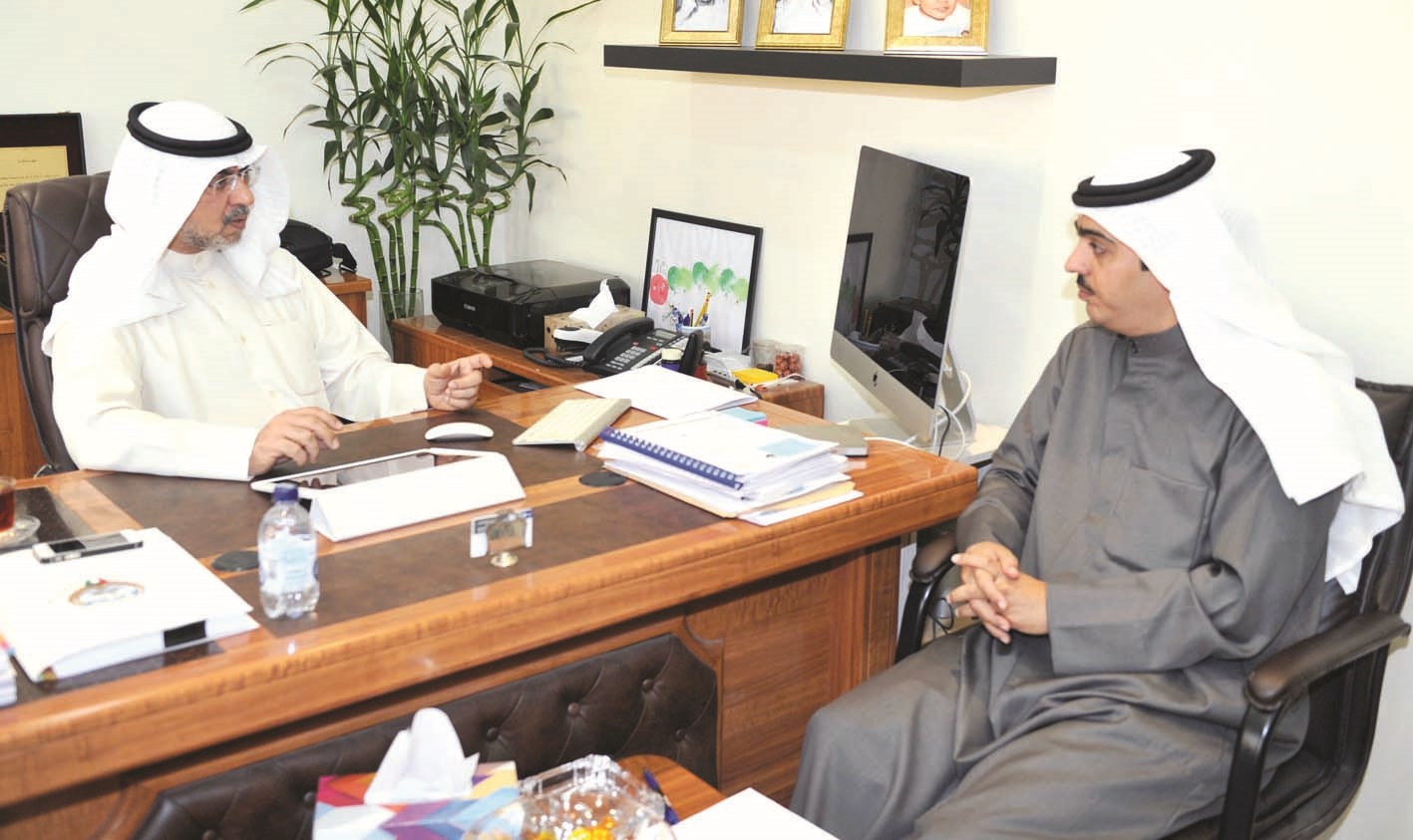 النقي متحدثاً للزميل محمد صباح (تصوير زكريا عطية)