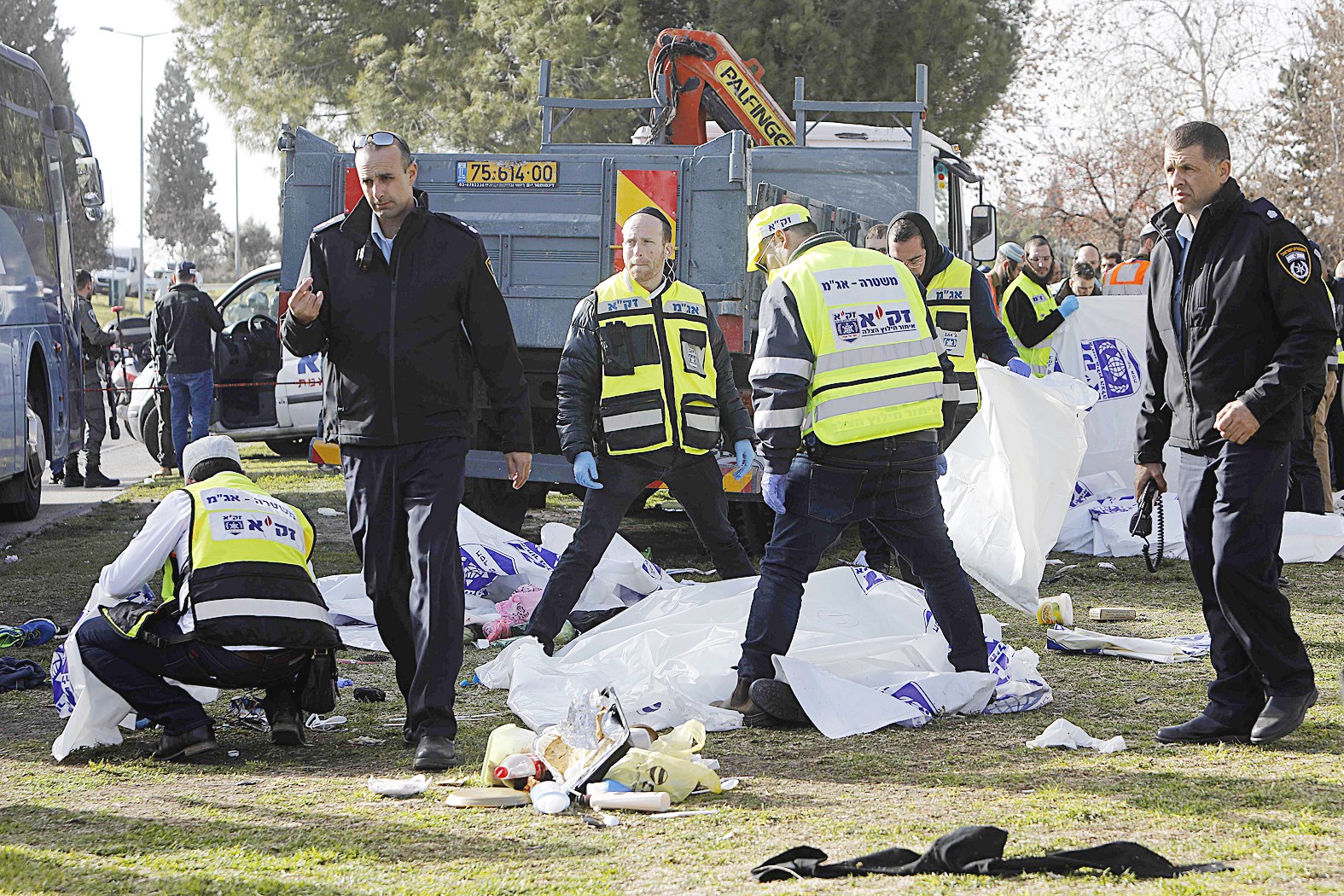 u0642u0648u0627u062a u0627u0644u0623u0645u0646 u0627u0644u0625u0633u0631u0627u0626u064au0644u064au0629 u0648u0645u0648u0638u0641u0648 u0627u0644u0637u0648u0627u0631u0626 u064au0639u0627u064au0646u0648u0646 u0645u0648u0642u0639 u0627u0644u0647u062cu0648u0645      (u0627 u0641 u0628)