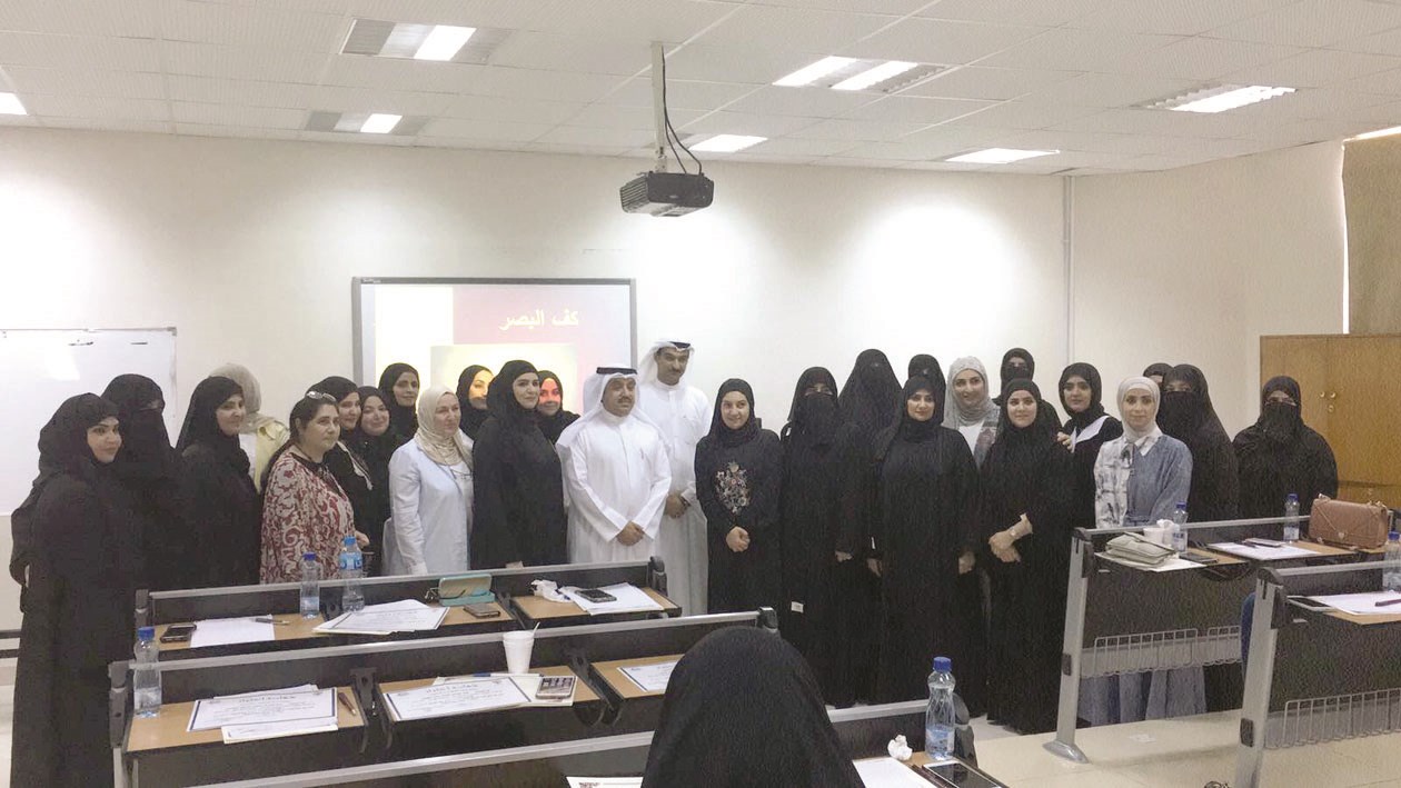 u0627u0644u062du0648u064au0644u0629 u064au0643u0631u0645 u0645u062cu062au0627u0632u064a u0627u0644u062fu0648u0631u0629 u0628u0634u0647u0627u062fu0627u062a u062au0642u062fu064au0631u064au0629