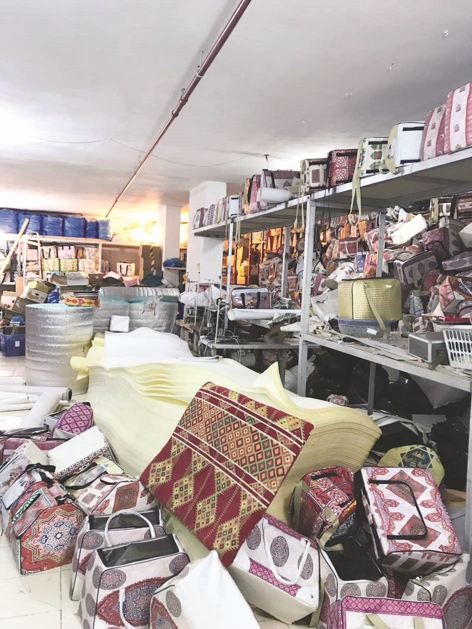 تخزين عشوائي في سرداب مخالف