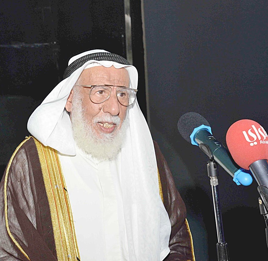 حمود الرومي متحدثاً