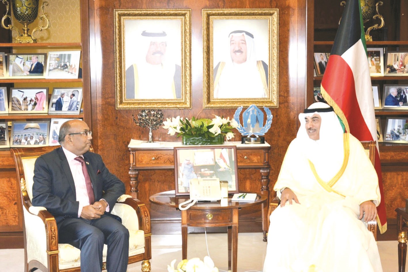 ... والسفير الهندي