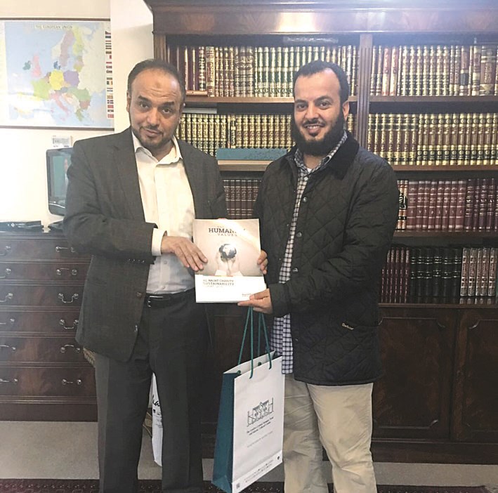 u0627u0644u0648u0646u062fu0629 u0645u0639 u0645u0645u062bu0644 u0645u0646 u0627u0644u0645u0631u0643u0632 u0627u0644u062bu0642u0627u0641u064a u0627u0644u0625u0633u0644u0627u0645u064a