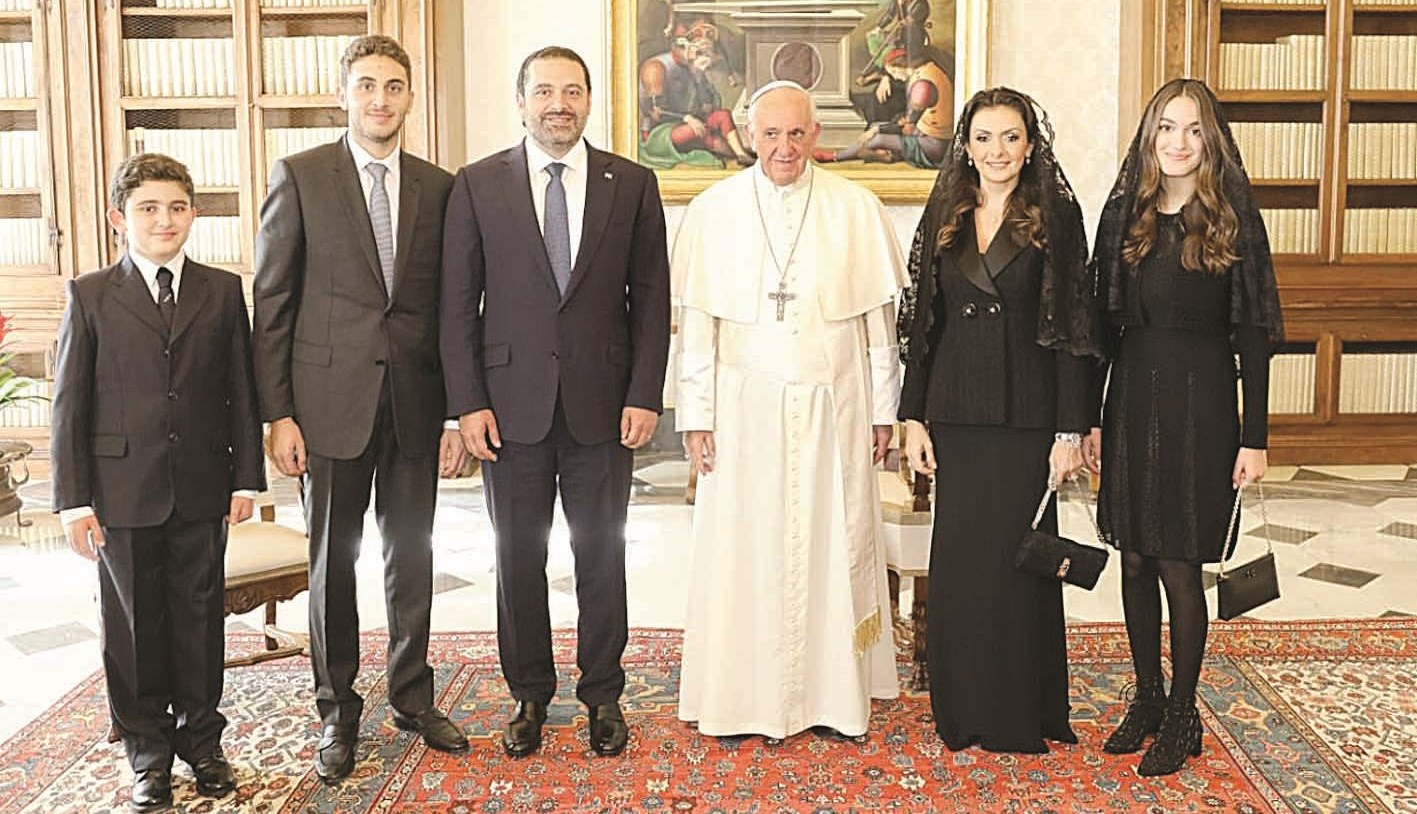 u0627u0644u062du0631u064au0631u064a u0648u0639u0627u0626u0644u062au0647 u0645u0639 u0627u0644u0628u0627u0628u0627 u0641u0631u0646u0633u064au0633 u0641u064a u0627u0644u0641u0627u062au064au0643u0627u0646