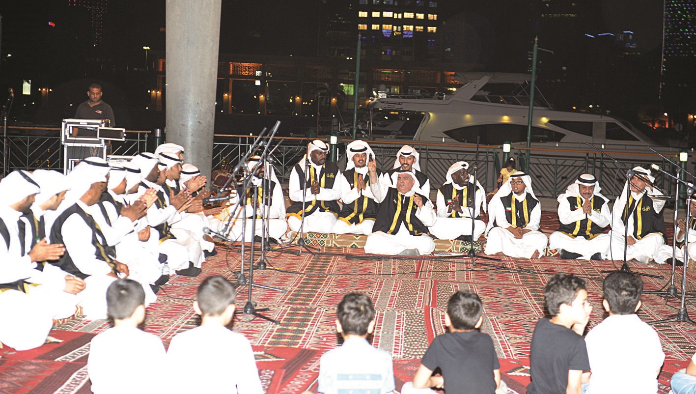 u0645u0646 u0623u062cu0648u0627u0621 u0627u0644u062du0641u0644 (u062au0635u0648u064au0631 u0643u0631u0645 u0630u064au0627u0628)