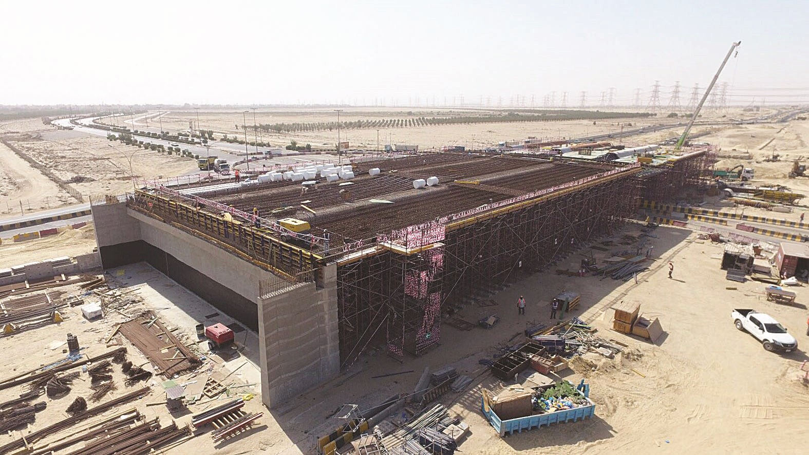 u062cu0627u0646u0628 u0645u0646 u0627u0644u0623u0634u063au0627u0644 u0641u064a u0627u0644u0637u0631u064au0642