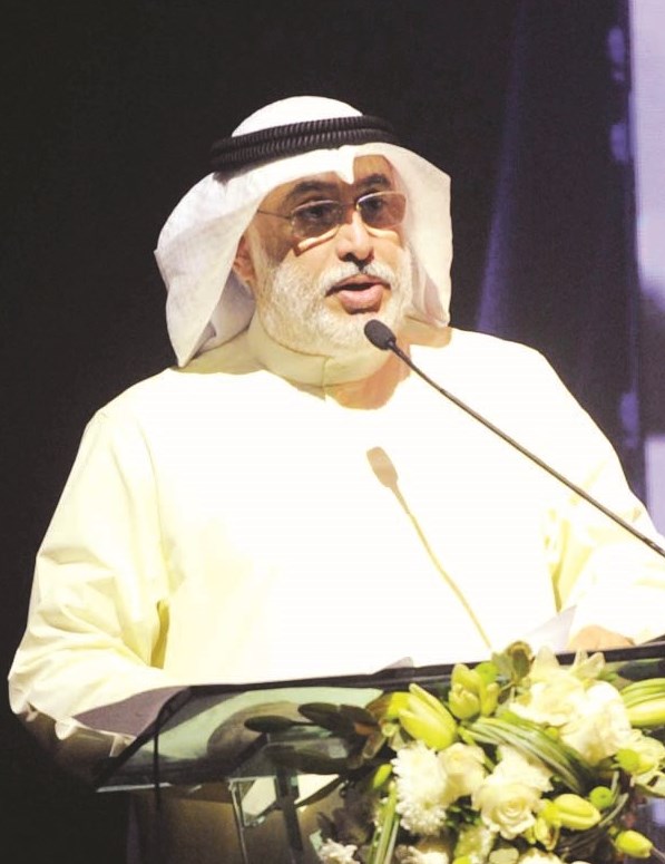 عبدالله عبدالرسول متحدثاً