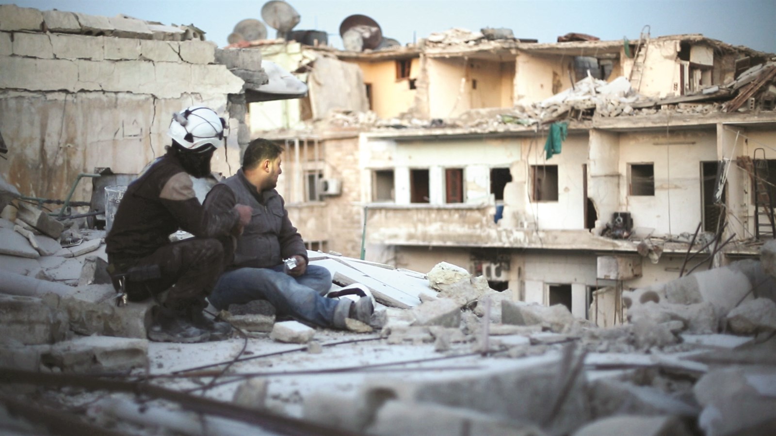 u0645u0646 u0641u064au0644u0645 u00abu0622u062eu0631 u0627u0644u0631u062cu0627u0644 u0641u064a u062du0644u0628u00bb