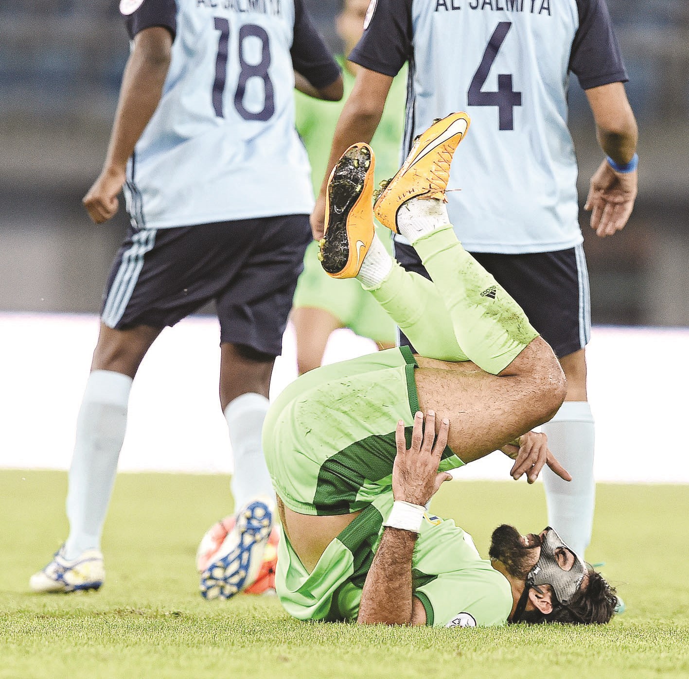 u0647u0644 u064au0633u062au0646u0647u0636 u0627u0644u0639u0631u0628u064a u0642u0648u0627u0647 u0641u064a u0627u0644u0645u0628u0627u0631u0627u0629 u0627u0644u0645u0646u062au0638u0631u0629 u0623u0645u0627u0645 u0627u0644u0633u0627u0644u0645u064au0629u061f       (u0627u0644u0623u0632u0631u0642 u062fu0648u062a u0643u0648u0645)