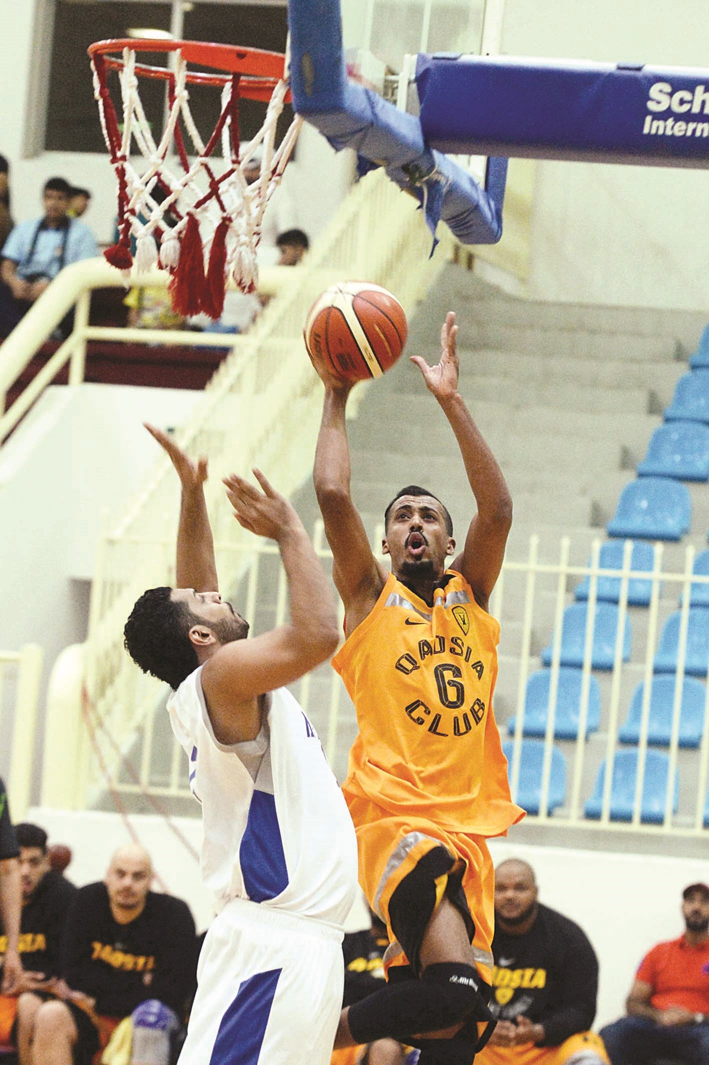 u0646u0627u0635u0631 u0627u0644u0638u0641u064au0631u064a u0645u062du0627u0648u0644u0627u064b u0627u0644u062au0633u062cu064au0644 u0641u064a u0633u0644u0629 u0627u0644u062cu0647u0631u0627u0621     (u062au0635u0648u064au0631 u0632u0643u0631u064au0627 u0639u0637u064au0629)