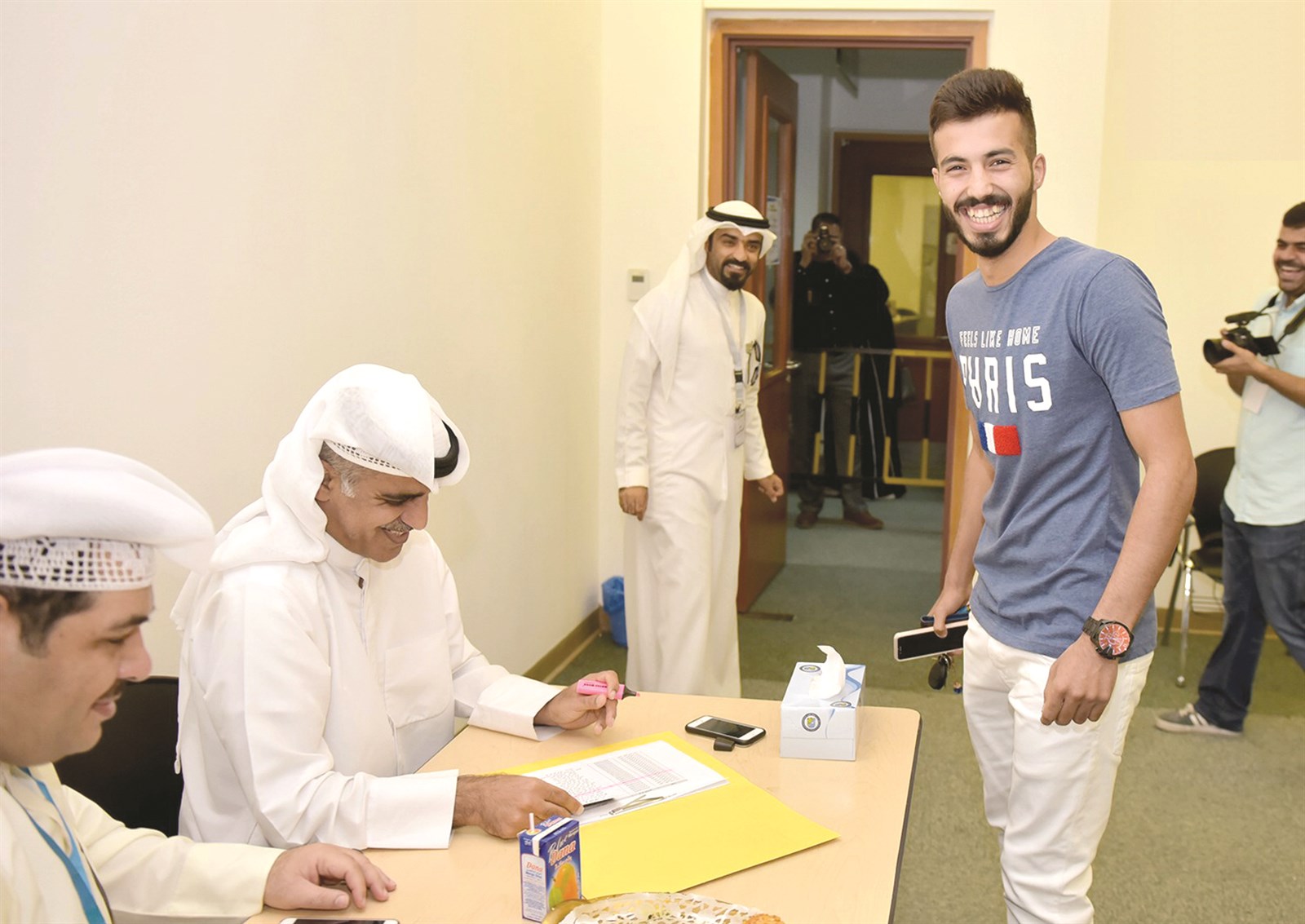 تدقيق على بيانات طالب