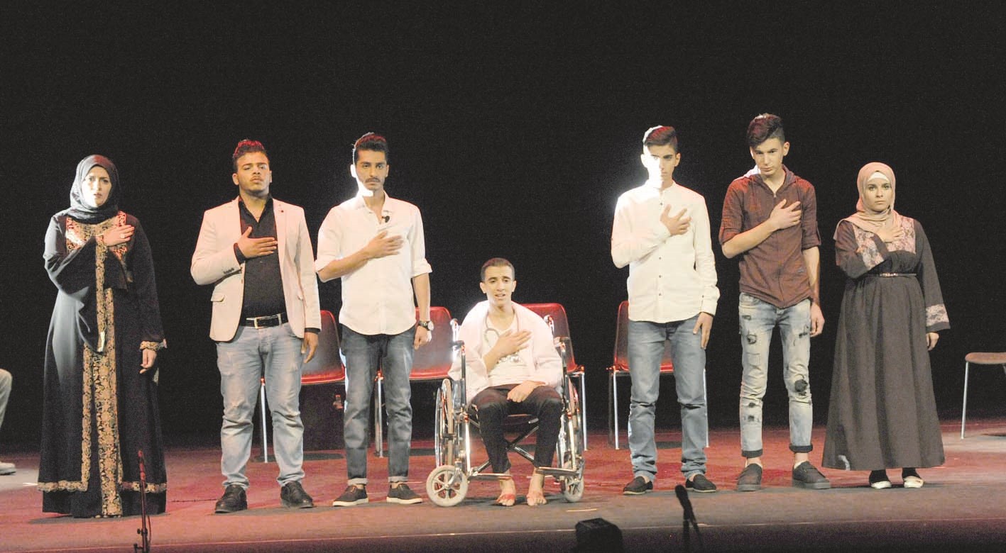 u0641u0631u064au0642 u00abu0634u0645u0639u0629 u0623u0645u0644u00bb