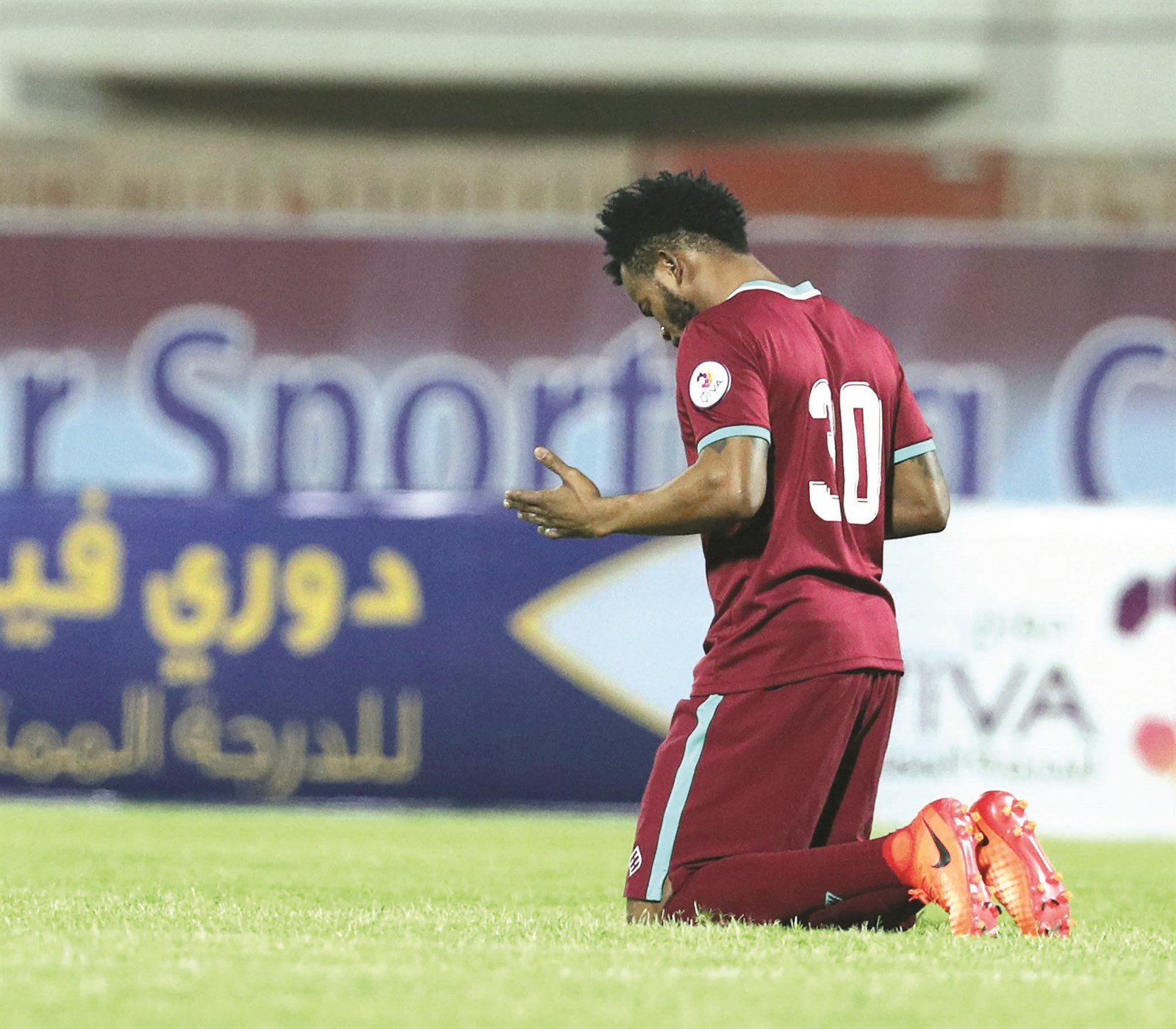 u062fu0639u0648u0627u062a u0627u0644u063au0627u0646u064a u0625u064au0645u0627u0646u0648u064au0644 u0625u064au0641u0648u0631u064a u0644u0627u0639u0628 u0627u0644u0646u0635u0631... u0645u0633u062au062cu0627u0628u0629         (u0627u0644u0623u0632u0631u0642 u062fu0648u062a u0643u0648u0645)