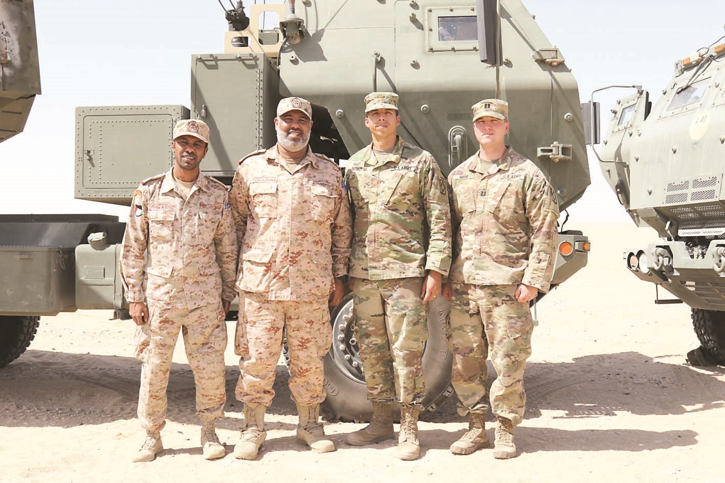 ضباط كويتيون وأميركيون