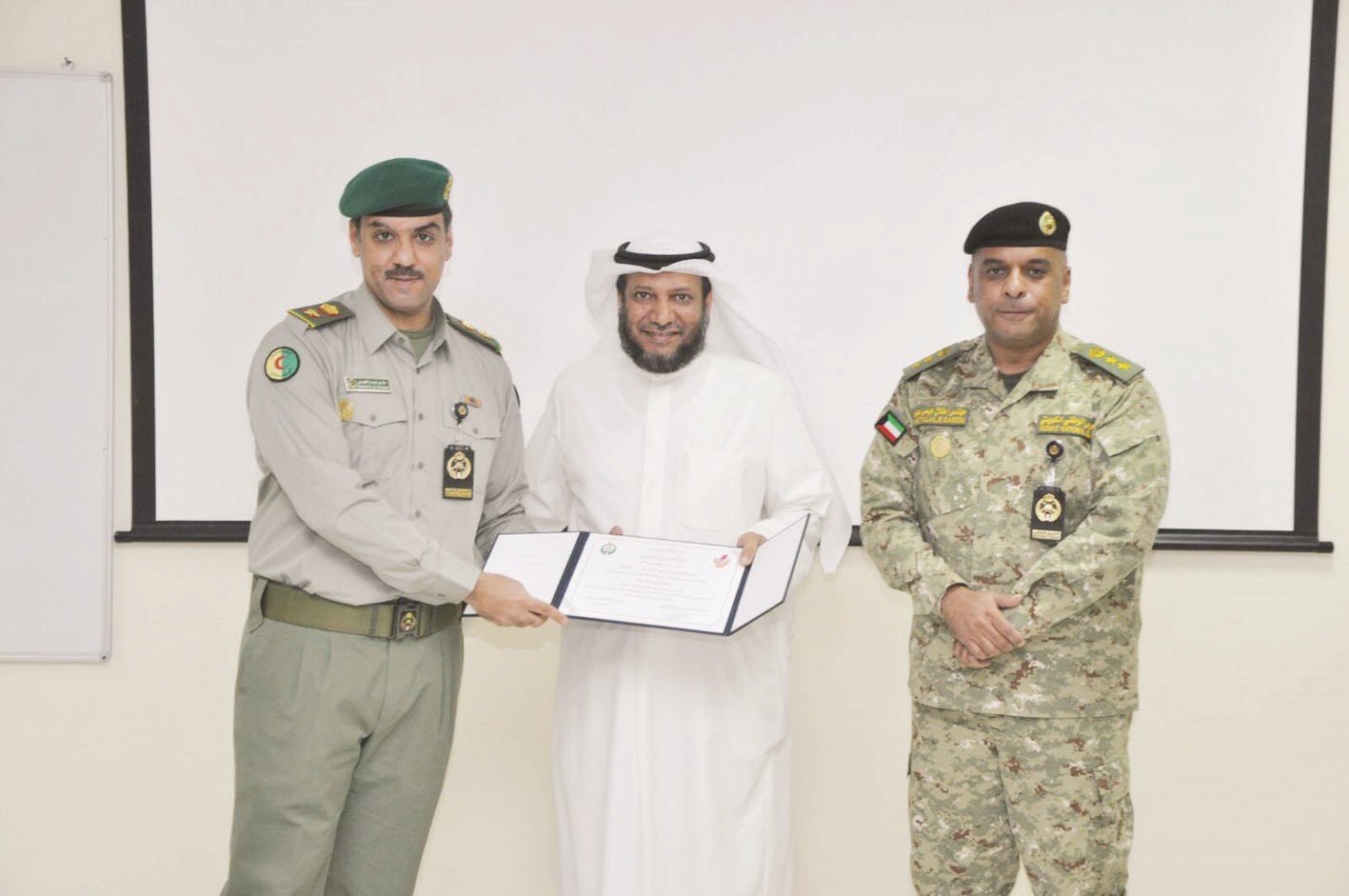 u0627u0644u0641u0631u064au062c u064au0643u0631u0645 u0623u062du062f u0627u0644u0645u062au062fu0631u0628u064au0646