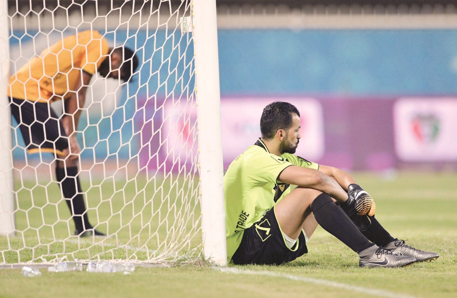 u0647u0644 u064au0633u0627u0647u0645 u0627u0644u062au063au064au064au0631 u0627u0644u0625u062fu0627u0631u064a u0641u064a u0625u0639u0627u062fu0629 u0627u0644u062bu0642u0629 u0625u0644u0649 u0644u0627u0639u0628u064a u0627u0644u0642u0627u062fu0633u064au0629u061f      (u0627u0644u0623u0632u0631u0642 u062fu0648u062a u0643u0648u0645)