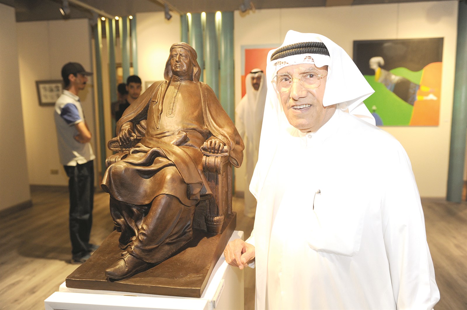 سامي محمد مع أعماله