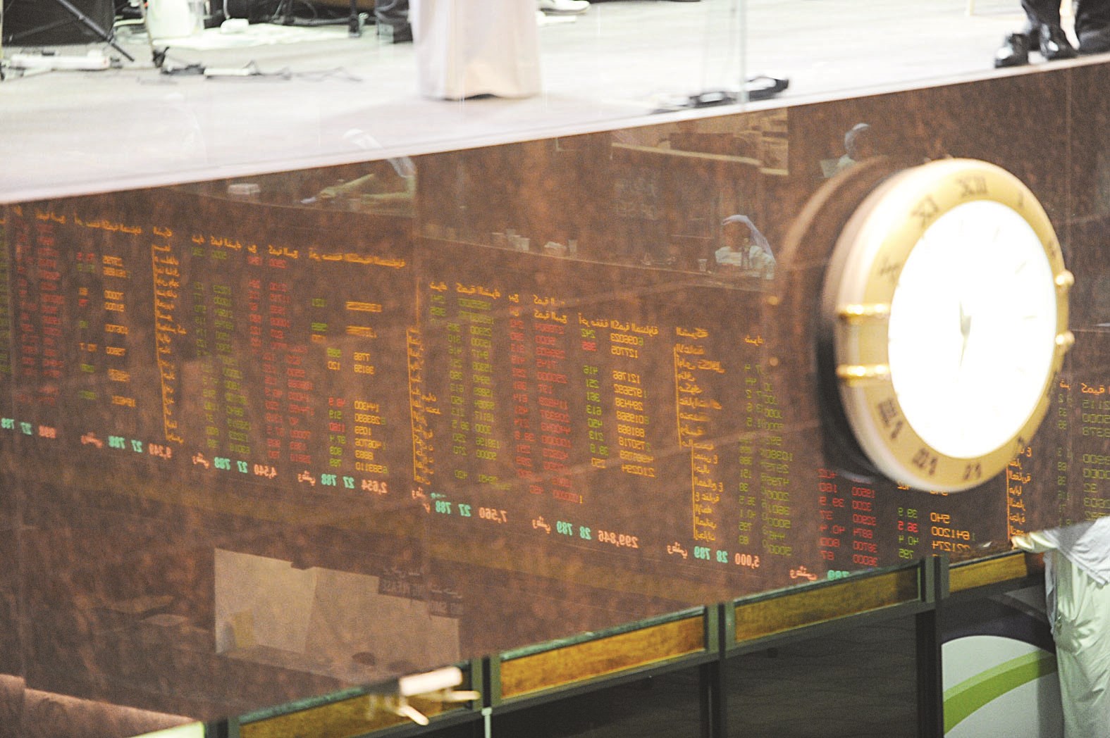 u0627u0644u0623u062fu0627u0621 u0627u0644u0639u0627u0645... u0645u062au0630u0628u0630u0628 (u062au0635u0648u064au0631 u0637u0627u0631u0642 u0639u0632u0627u0644u062fu064au0646)