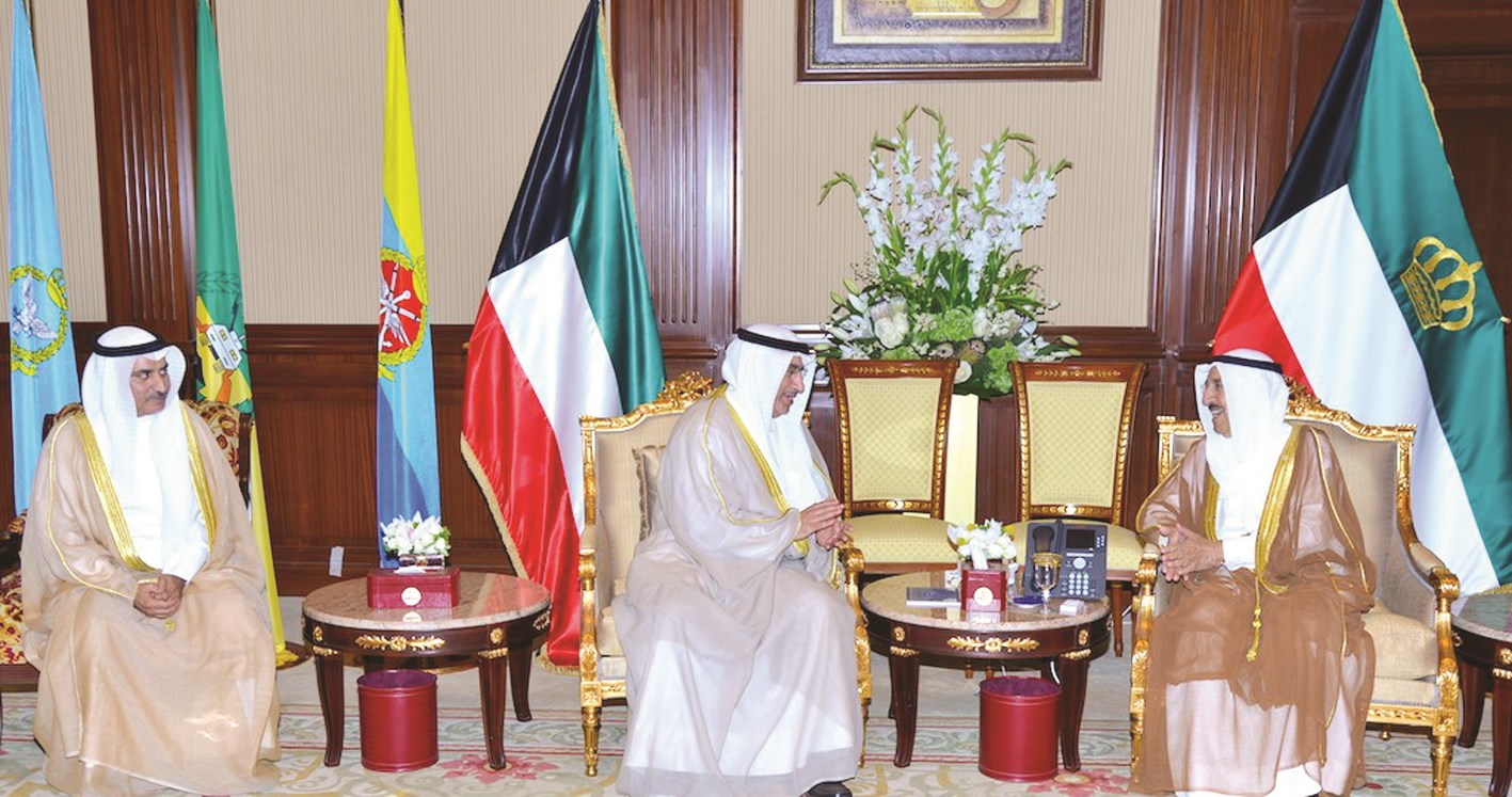 ... والفارس والحربي