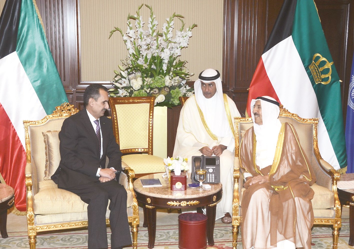 ... والسفير الأردني