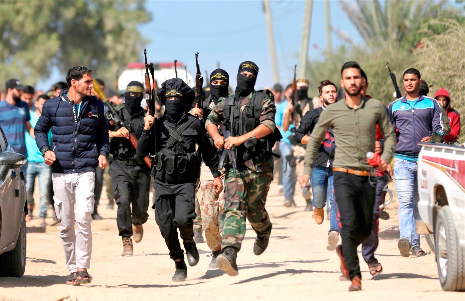 u0645u0642u0627u062au0644u0648u0646 u0645u0646 u062du0631u0643u0629 u00abu0627u0644u062cu0647u0627u062f u0627u0644u0625u0633u0644u0627u0645u064au00bb u064au0634u0627u0631u0643u0648u0646 u0641u064a u062du0645u0627u064au0629 u0645u0648u0643u0628 u062au0634u064au064au0639 u0636u062du0627u064au0627 u062au0641u062cu064au0631 u0627u0644u0646u0641u0642 u0641u064a u063au0632u0629 (u0623 u0641 u0628)