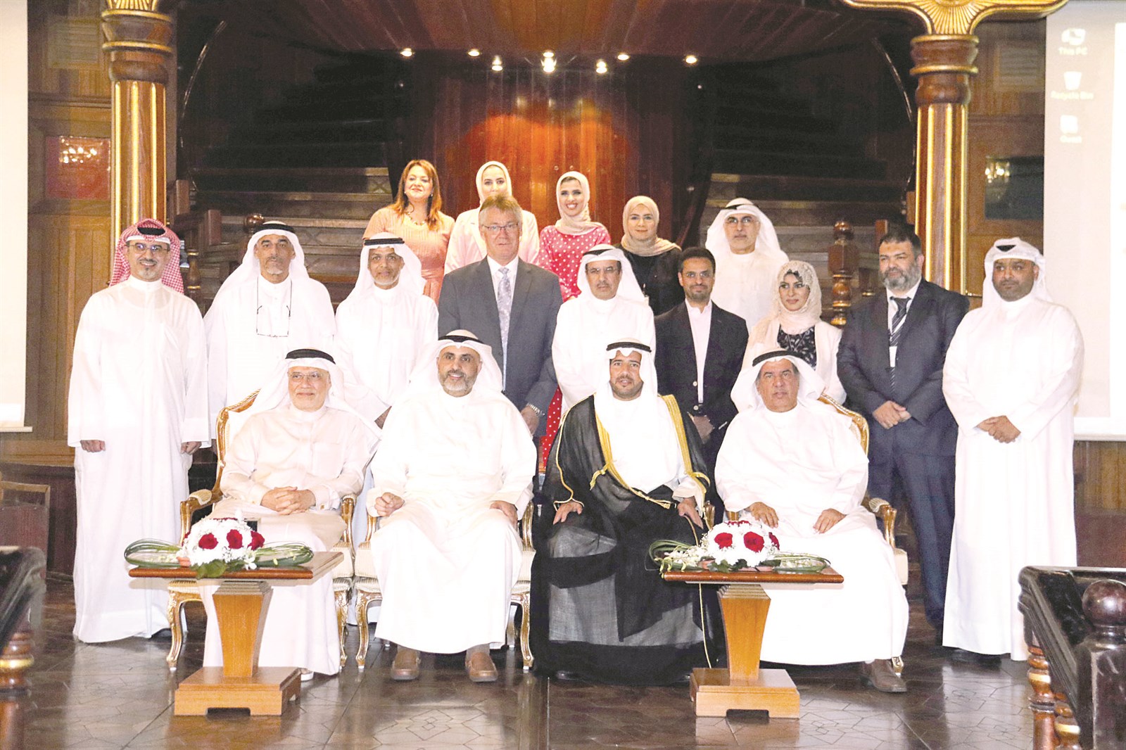 u0627u0644u0645u0634u0627u0631u0643u0648u0646 u0641u064a u0627u0644u062du0641u0644 (u062au0635u0648u064au0631 u0628u0633u0627u0645 u0632u064au062fu0627u0646)