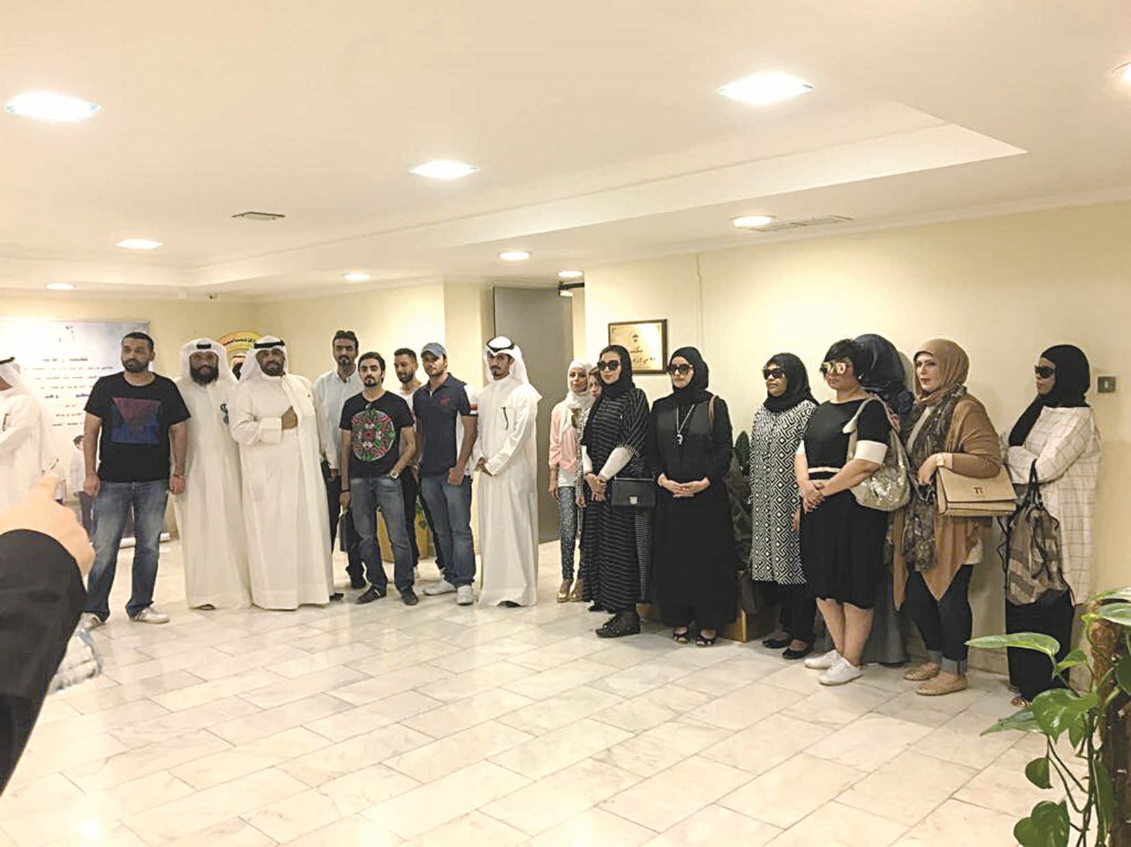 أساتذة الفنون المسرحية يرفضون توقيت البصمة المخالف لطبيعة عملهم