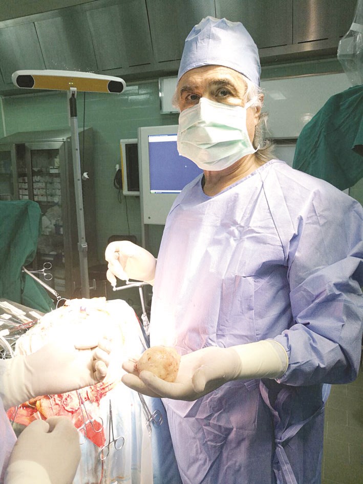 u0627u0644u0648u0631u0645 u0628u0639u062f u0627u0633u062au0626u0635u0627u0644u0647 u0645u0646 u0631u0623u0633 u0627u0644u0645u0631u064au0636u0629