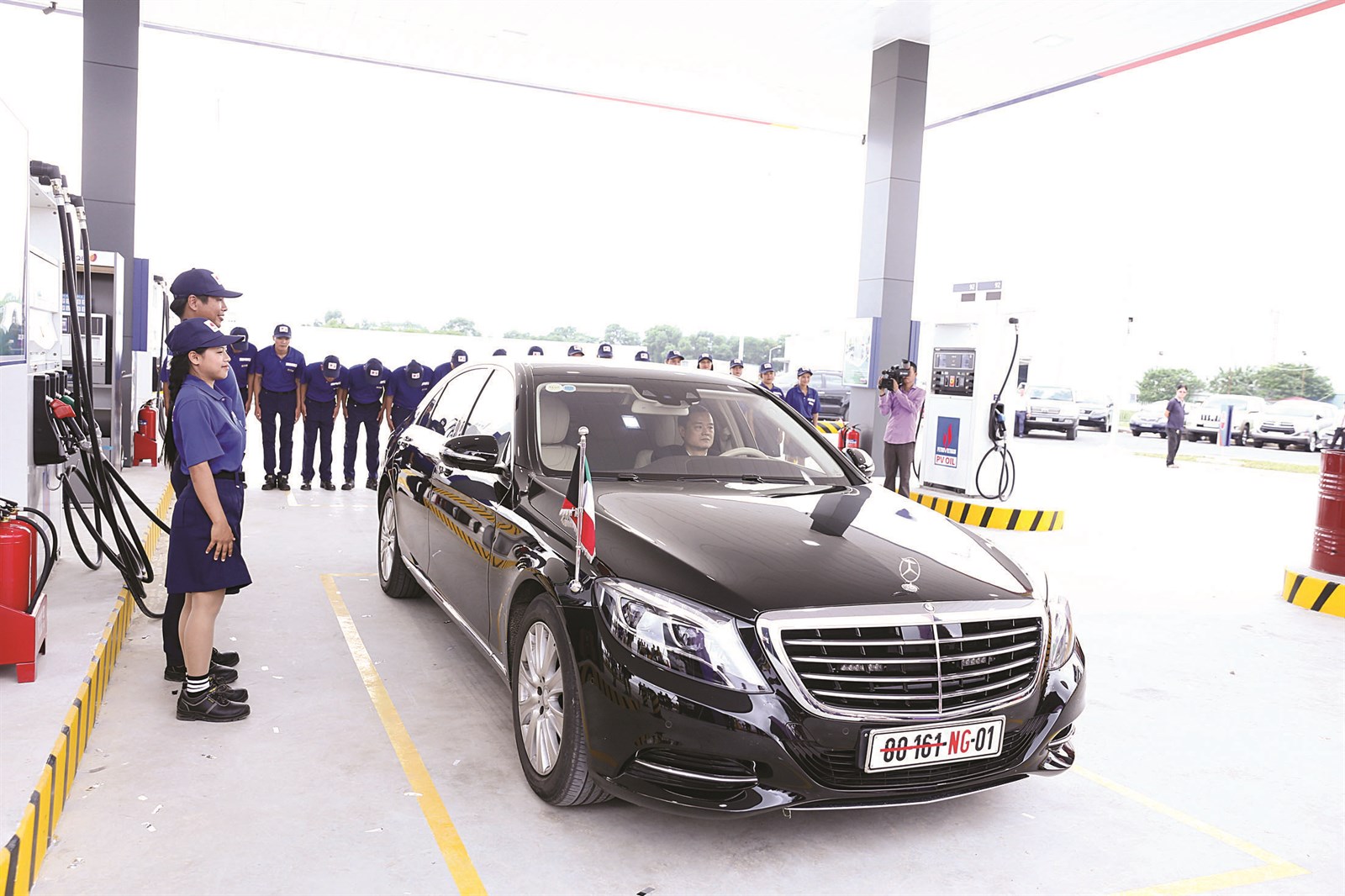 u0633u064au0627u0631u0629 u0627u0644u0633u0641u064au0631 u0627u0644u0643u0648u064au062au064a u0641u064a u0627u0644u0645u062du0637u0629 u0627u0644u062cu062fu064au062fu0629