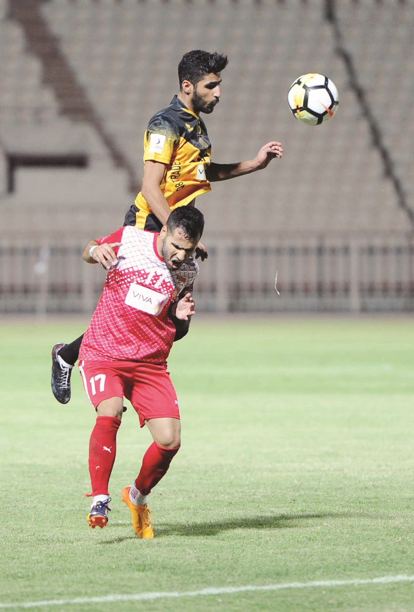 u0645u062du0645u062f u0627u0644u0642u0628u0646u062fu064a u0627u0644u0639u0627u0626u062f u0645u0646 u0627u0644u0625u0635u0627u0628u0629 u0634u0627u0631u0643 u0645u0639 u0627u0644u0642u0627u062fu0633u064au0629 u0641u064a u0627u0644u0645u0628u0627u0631u0627u0629 u0623u0645u0627u0645 u0627u0644u0635u0644u064au0628u062eu0627u062a (u062au0635u0648u064au0631 u0637u0627u0631u0642 u0639u0632u0627u0644u062fu064au0646)