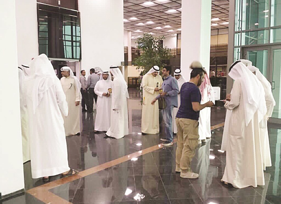 u062cu0627u0646u0628 u0645u0646 u0627u0644u0627u0639u062au0635u0627u0645