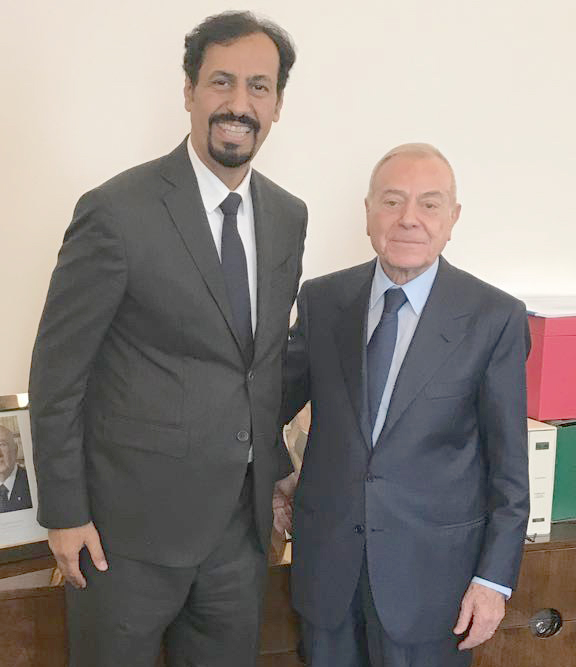 u0627u0644u0633u0641u064au0631 u0627u0644u0634u064au062e u0639u0644u064a u0627u0644u062eu0627u0644u062f u0645u0639 u0627u0644u0642u064au0627u062fu064a u0627u0644u0633u064au0627u0633u064a u0627u0644u0645u062eu0636u0631u0645 u0628u062du0632u0628 u00abu0647u064au0627 u0625u064au0637u0627u0644u064au0627u00bb u062cu0627u0646u064a u0644u064au062au0627 (u0643u0648u0646u0627)